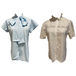 70s LOT OF 2 LADY HOLIDAY BLUE W TIE COLLAR & OFF WHITE LACE ACCENT BLOUSES SZ M